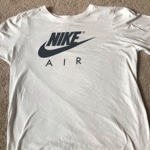 XL white Nike shirt. Athletic cut.